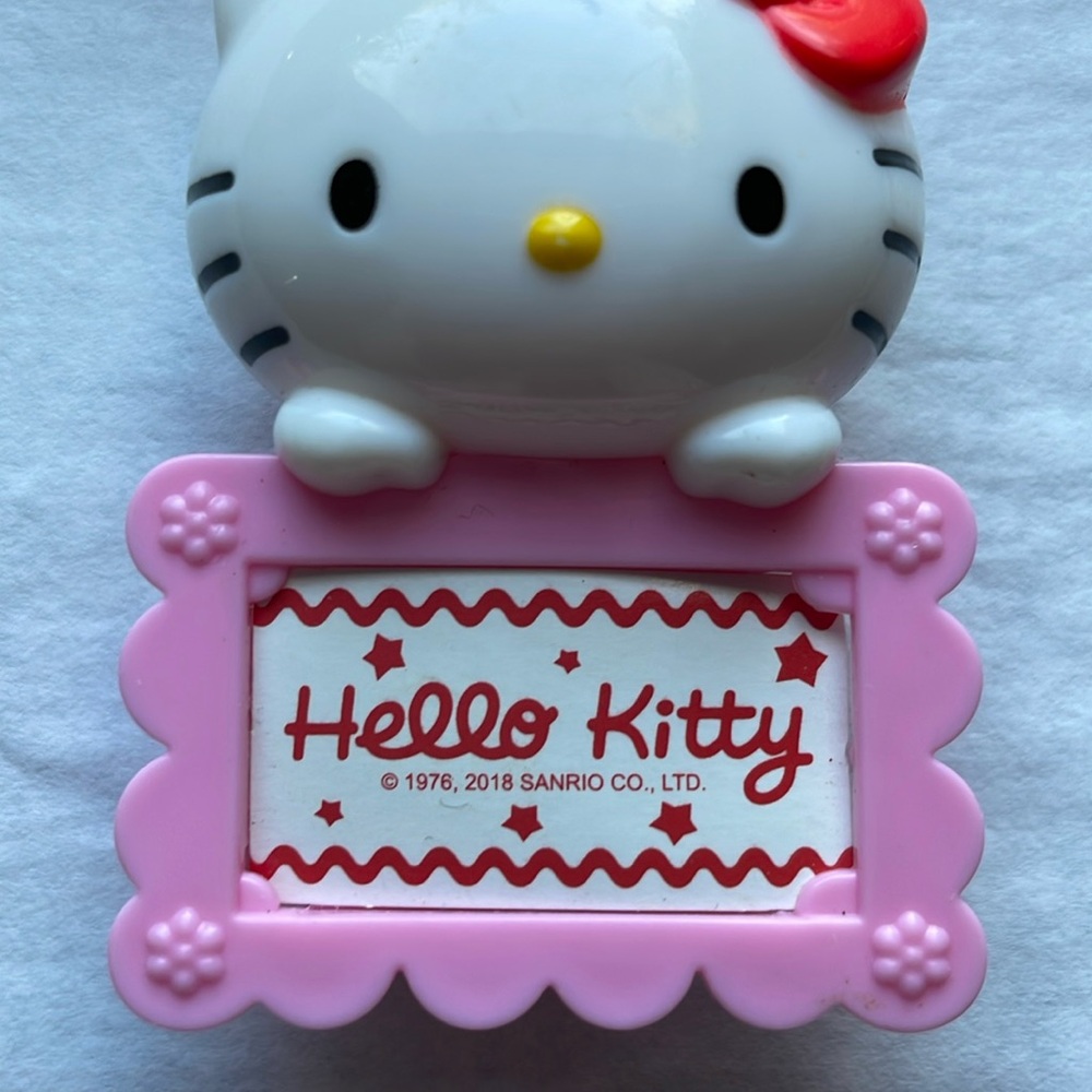 Hello Kitty Collectable - Picture 4 of 5